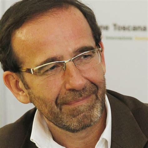 Presidente della commissione istruzione e cultura del senato, già segretario del partito socialista italiano, è presidente del consiglio nazionale socialista. » Riccardo Nencini presenta "La Bellezza. Petit Tour del ...