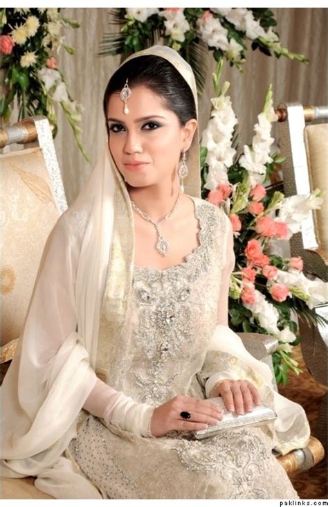 White Bridal Dresses For Pakistani Brides In 2016