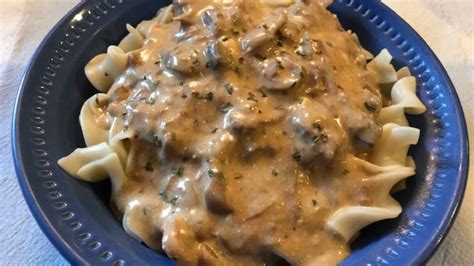 Weeknight Slow Cooker Beef Stroganoff Betty Crocker Recipe Food Com