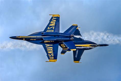 Blue Angels Diamond III US Navy Blue Angels Formation Th Flickr