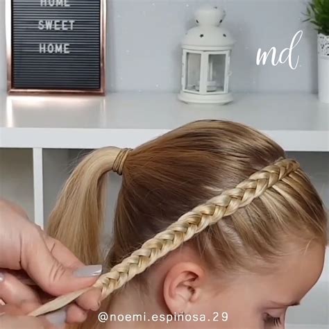 The Timeless Beauty Of Fishbone Braids In 2020 Headband Hairstyles