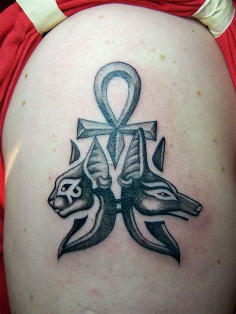 The sphinx is a mythological creature that featured in greek, egyptian and persian legend. popular ankh tattoo | Tatuajes ankh, Tatuaje egipcio ...