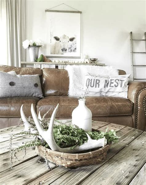 35 Best Farmhouse Living Room Decor Ideas And Designs For 2017