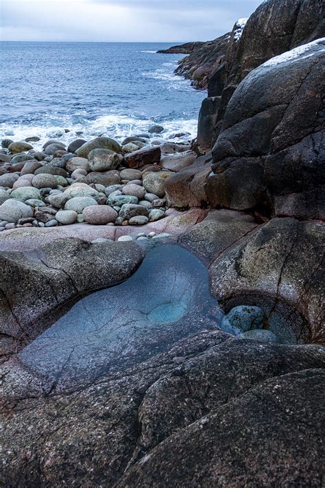 Sea Coast Stones Rocks Waves Hd Phone Wallpaper Peakpx