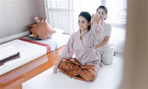60 Min Thai Oder Paar Massage Isaan Thai Massage Groupon