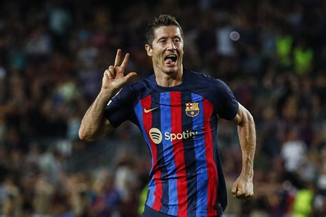 He S A Leader A Winner Barcelona Boss Xavi Glorifies Jaw Dropping Performance Of Lewandowski