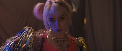 Harley Quinn Is On The Move In New Birds Of Prey Photos The Mary Sue