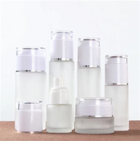 Wholesale Empty 20g 30g 50g Cosmetic Glass Jar Custom Glass Cosmetic Jar Frosted Glass Factory
