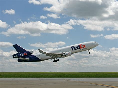 FedEx Trade Networks rebranded and consolidated as FedEx Logistics