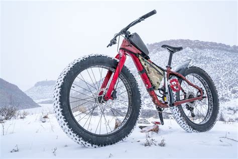 Fat Bike In A Snow Blizzard Stock Image Image Of Hill Recreation