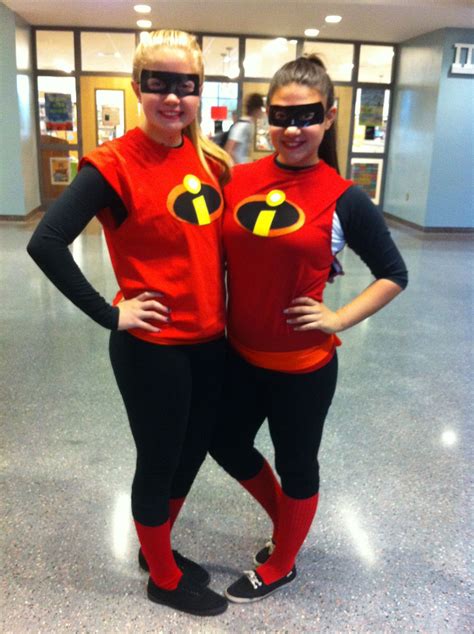 To create your own grab some felt (from the fabric dept so you can get enough yardage), a mask template, and a pair of sharp … make your own Halloween costume, be the incredibles | Best diy halloween costumes, Diy halloween ...