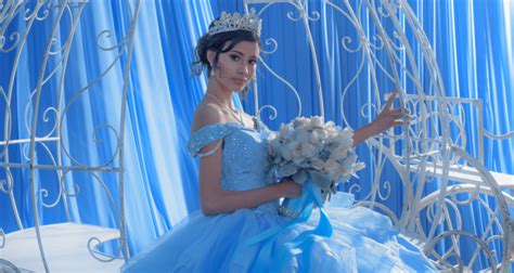 Are you planning a cinderella quinceanera? A Dreamy Cinderella: Quince Decorations and Accessories