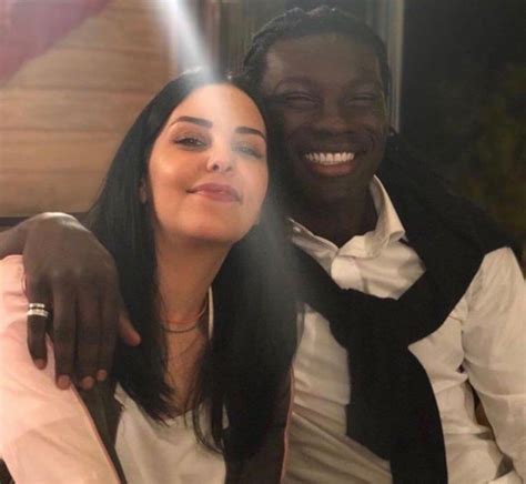 1,988 отметок «нравится», 24 комментариев — المصور فايز الكرشمي الهلال (@fayez_alhilal) в instagram: صور زوجة جوميز لاعب الهلال من هي زوجة قوميز - إجابتي