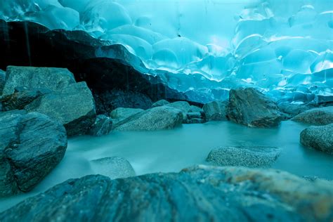 Mendenhall Ice Caves In Juneau Ak Oc 6016x4016