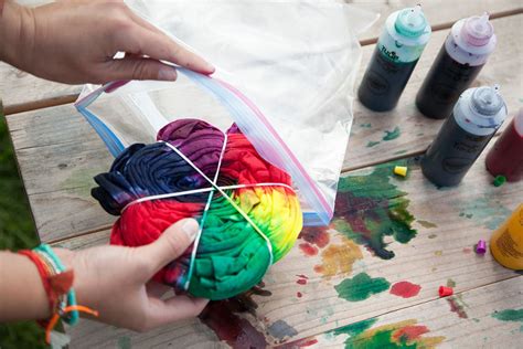 Tie Dye Your Summer How To Tie Dye