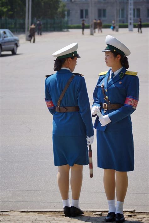 Dprk Pyongyang Traffic Girls North Korean Pyongyang Korean Women