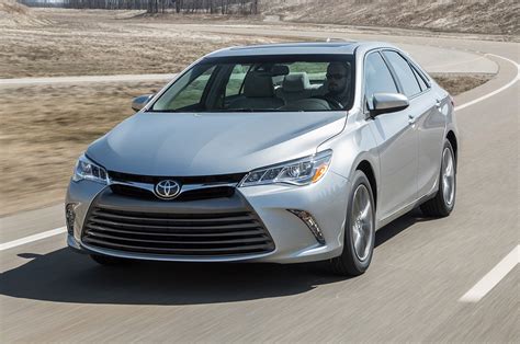 Toyota camry 2015 le specs, trims & colors. 2015 Toyota Camry Features and Specs Announced