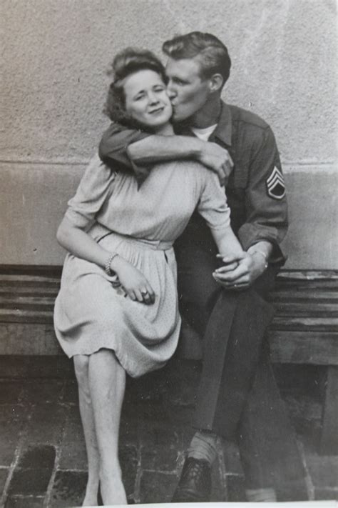 Early Post Ww2 Photograph Of Us Army Sgt Kissing A German Girl