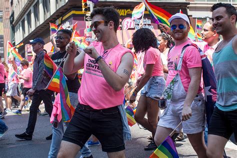 Nyc Gay Pride March 2016 In Pics