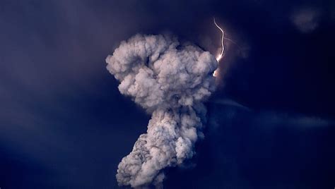 Volcano Lightning Grimsvotn Iceland Jon Einarsson Gustafsson