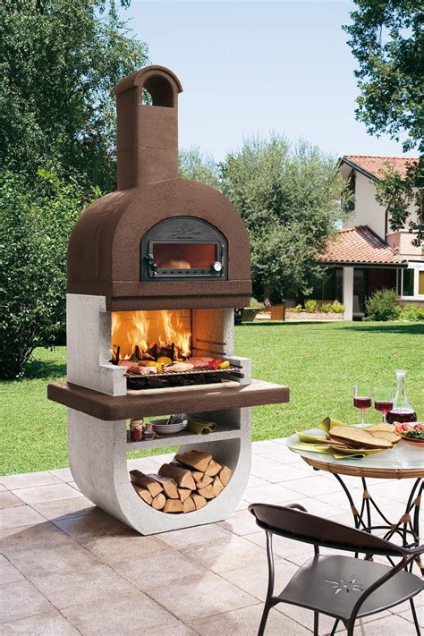 Grillkamin mit pizzaofen fur den garten. Der Gartengrillkamin Diva four von Palazzetti hat ...