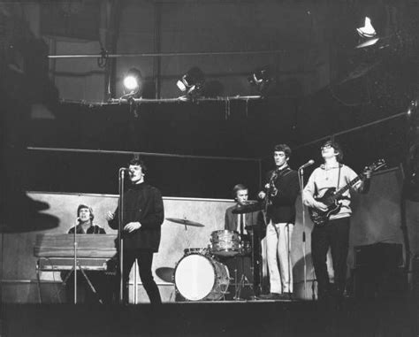 the zombies 1964 rod argent colin blunstone hugh grundy chris grundy zombie live zombie