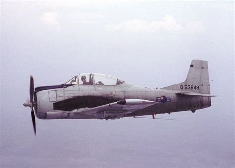 Both of the trojan phlyers' aircraft were used by the us navy as primary flight trainers. 11 best T-28 Trojan images on Pinterest | Aircraft ...