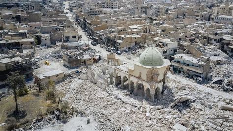 Before a student can analyze a legal issue, of course, they have to know what the issue is. UNESCO to rebuilt Historic Mosul mosque | islam.ru
