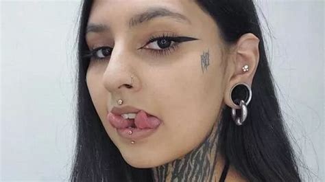 Woman Shows Off Incredible Tattoos Pointed Ears And Split Tongue