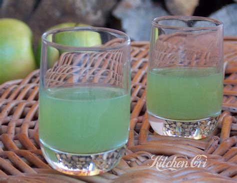 Liquore alla mela verde|Kitchen Cri | Liquori, Bevande ...