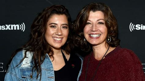 Vince Gill And Amy Grant S Daughter Corrina Sings Tribute After Mom S Bike Accident Watch The