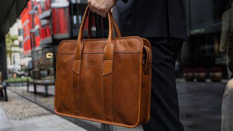 5 Best Italian Leather Briefcases To Consider 2022 Senseorient