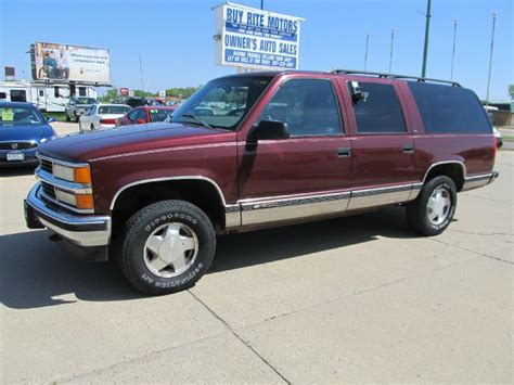 1998 Chevrolet Suburban K1500 4dr 4wd Suv In Fairmont Armstrong Ceylon Buy Rite Motors