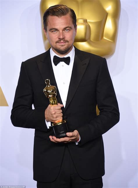 Leonardo Dicaprio Celebrates Oscars 2016 Best Actor Award For The