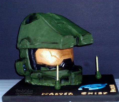 Halo Master Chief Decorated Cake By Trudycakes Cakesdecor
