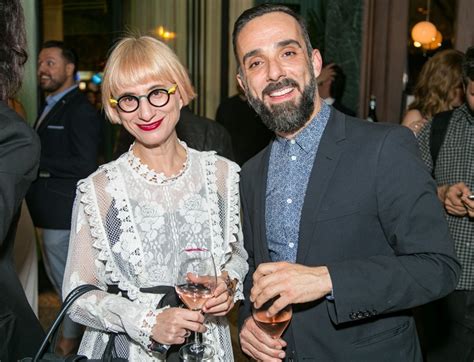 2,015 likes · 3 talking about this. Η λαμπερή τελετή των Tasty Awards στο Zonars! - Fay's Control