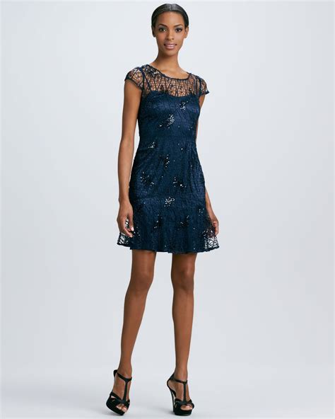 Kay Unger New York Sequined Applique Lace Cocktail Dress Cocktail