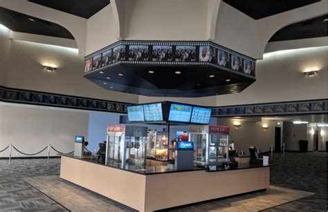 Inside Spotlight Cinemas Capital 8 The First Black Owned Movie Theater