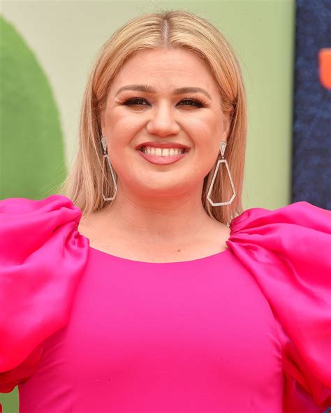 Kelly brianne clarkson (born on april 24, 1982 in fort worth, texas) is an american singer and the first winner of american idol. KELLY CLARKSON at Uglydolls Premiere in Los Angeles 04/27/2019 - HawtCelebs