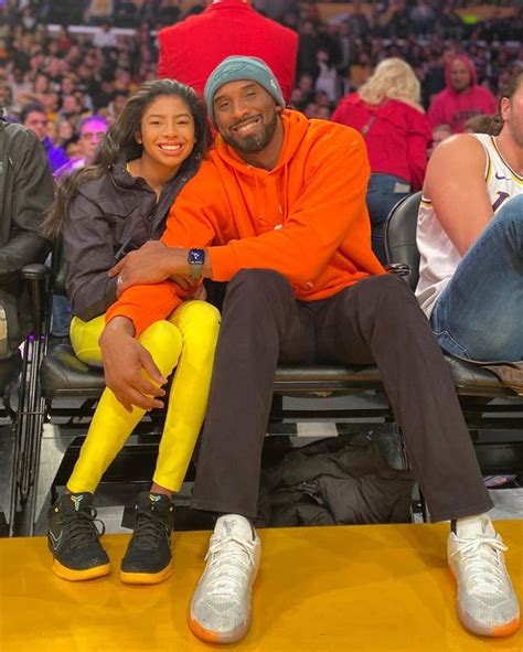 17 Heartbreaking Photos Of Kobe Bryant And His 13 Year Old Daughter