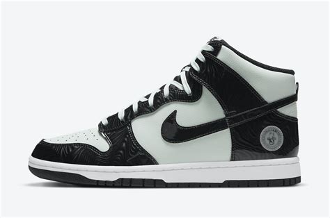If you wish to know more about the new codes, continue reading. Nike Dunk High All-Star 2021 DD1398-300 Release Date - SBD