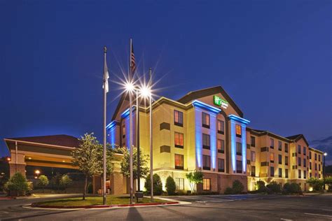 A quiet, modern kettering hotel near the a14, with free parking, wifi and included breakfast holiday inn® express kettering hotel is conveniently located less than five minutes' drive from the. Holiday Inn Express & Suites McAlester, McAlester, OK Jobs ...