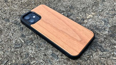 Oakywood Wooden Iphone Case Review Old World Charm For Your Handset