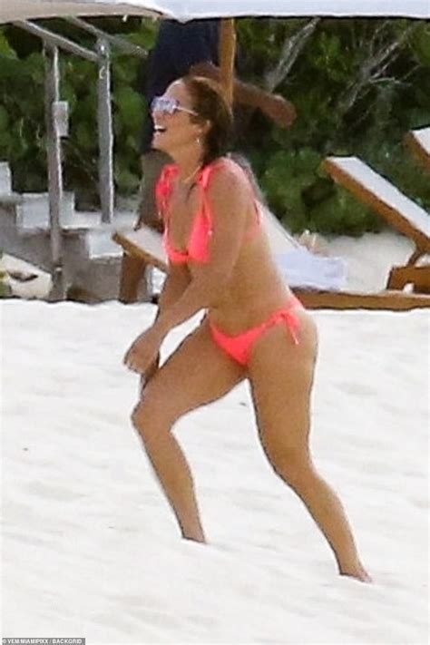 Jennifer Lopez Puts Curves On Display In Pink Bikini With Fiance Alex