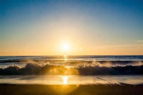 Sunset Sun Rays Beach Sand Ocean Sea Shore Waves Horizon