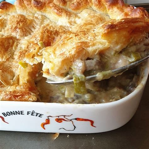 Creamy Chicken Leek And Mushroom Pie Foodle Club