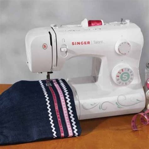 I feel like it's one of the crafting mediums that gets ignored on most crafting blogs. Singer Quick Start Guide | Sewing, Sewing machine, Sewing ...