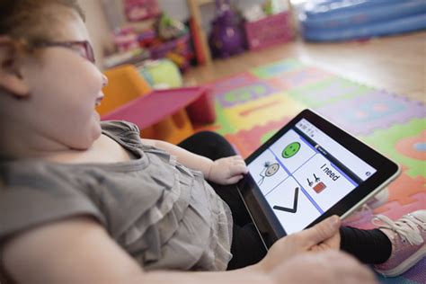 College students can't live without mobile gadgets and various apps today. Parents Turn to iPad for Speech Therapy - WSJ
