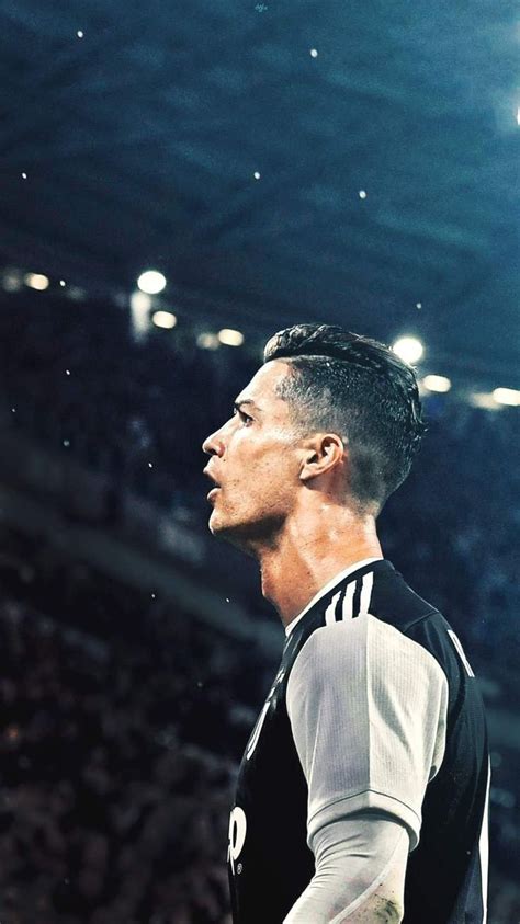 Pin By House Of Football On Wallpapers Cristiano Ronaldo Wallpapers