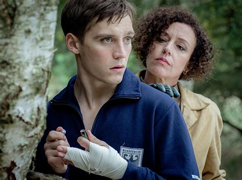 Photo ajoutée le 15 avril 2019 |copyright ufa fiction/anika molnar stars florence kasumba, maria schrader serie deutschland 83. Reinhold Heil Scoring 'Deutschland 83' | Film Music Reporter